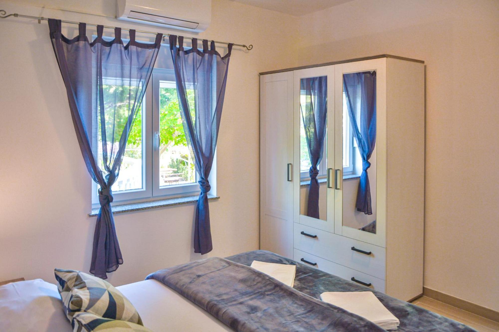 Apartments Did Ive Sibinj Krmpotski Pokoj fotografie